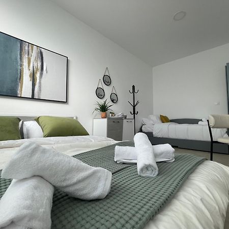 Aiolos Chania Center Luxury Apartment Near The Garden Екстериор снимка
