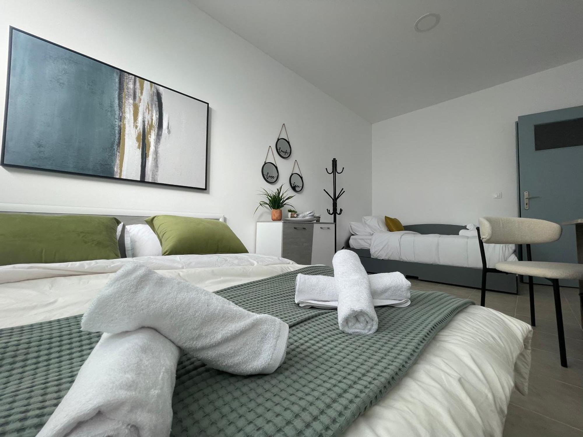 Aiolos Chania Center Luxury Apartment Near The Garden Екстериор снимка
